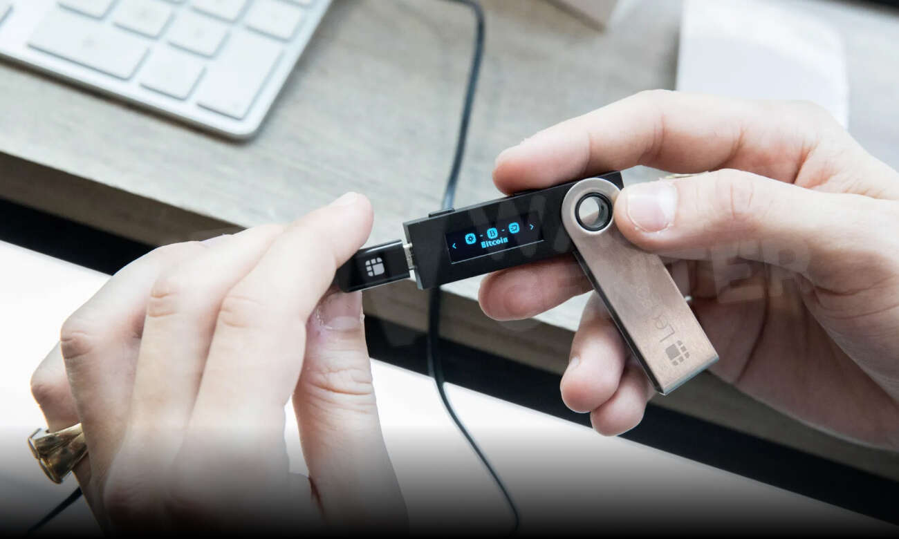 از بین کیف پول های سخت افزاری کدام بهترین است؟